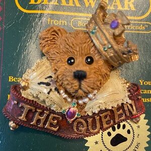 NWT Vintage Brooch, Boyds Bears Pin ”The Queen”
